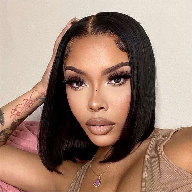 <span class="upgrade-icon"><img src="https://cdn.shopify.com/s/files/1/0555/4277/6110/files/tagupgrade.png" alt="Upgrade Icon" width="50" height="19"></span> Glueless Pre-cut 7x5 HD Lace Front Silky Straight Bob Wig