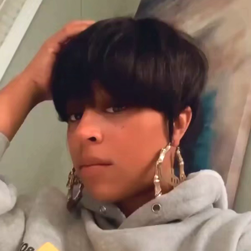 Dilciabynature Style Short Bob Wig With Razor Cut Bangs - 2